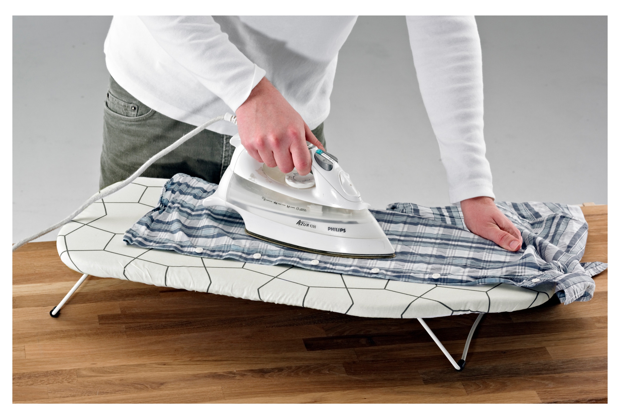 Mini planche à repasser pliable avec manches et cols - Petite planche à  repasser pliable pour une utilisation à la maison ou en voyage (07)