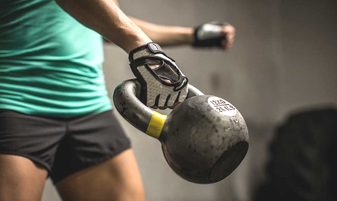HolaHatha Kettlebell en Fonte Solide de 35 Livres pour Entraînement de Force